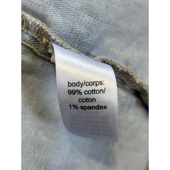 Maurices Light Wash Button Up Denim Jean Jacket Size Medium Pockets Raw Hem - Picture 7 of 7